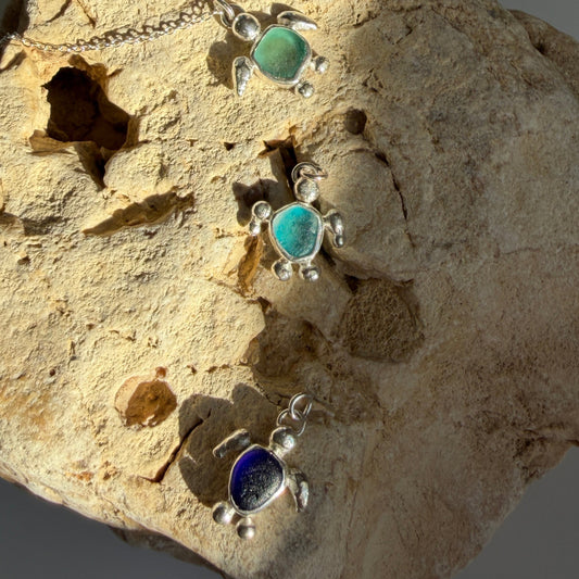 Sea Glass Turtle Pendant Necklace