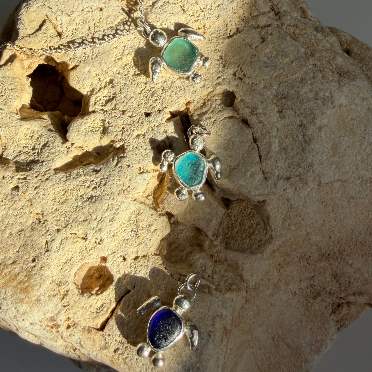 Sea Glass Turtle Pendant Necklace