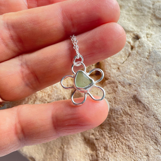 Flower Sea Glass Pendant Necklace