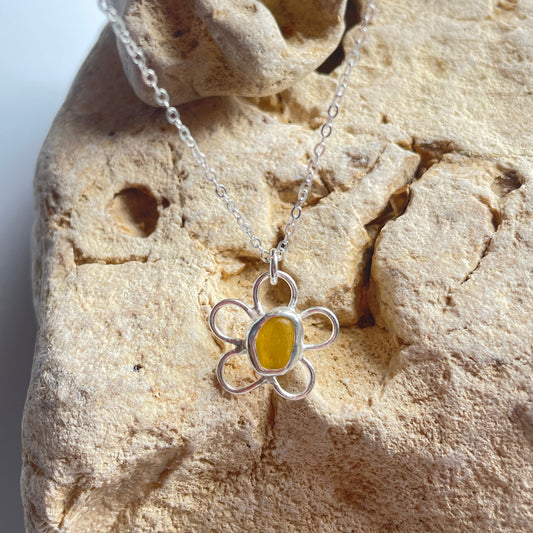 Flower Sea Glass Pendant Necklace